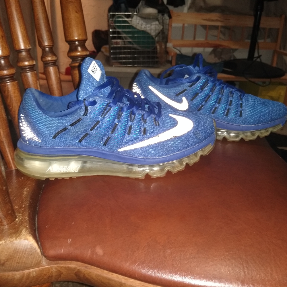 Nike Women's Blue Athletic Shoes